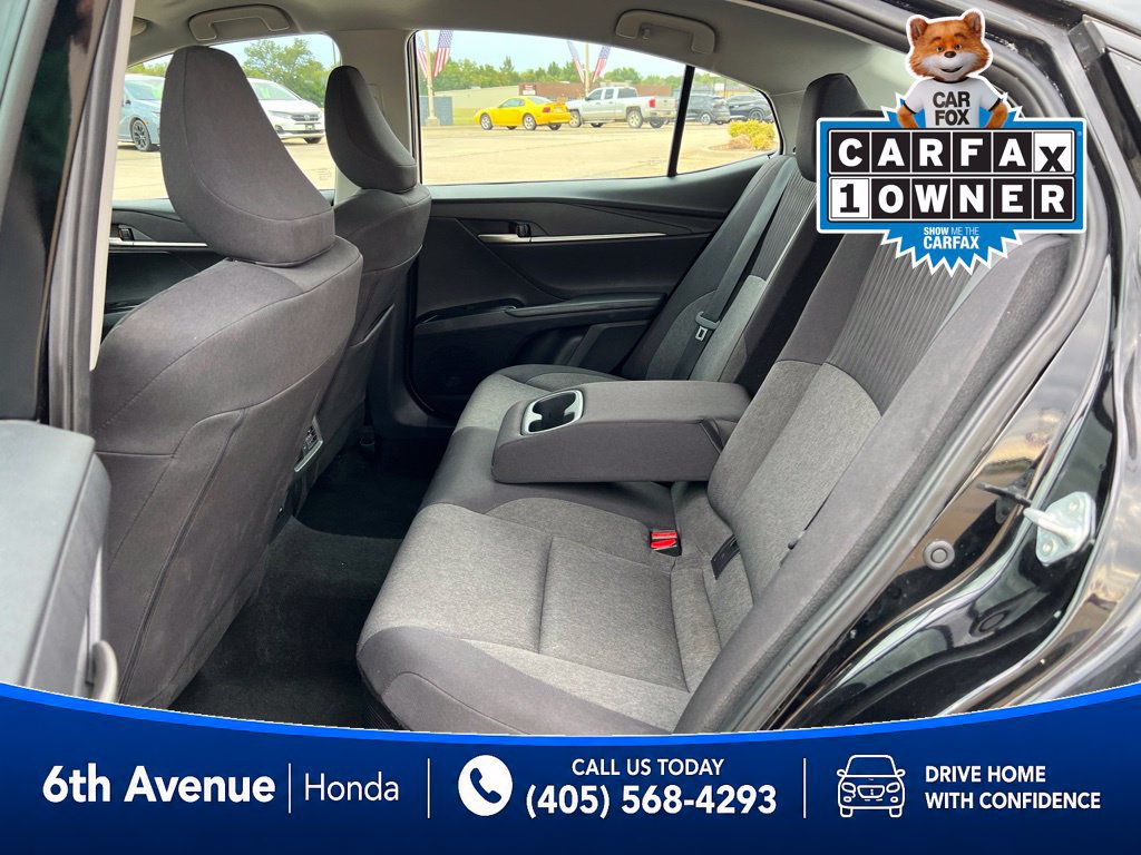 Used 2025 Toyota Camry LE FWD image 18