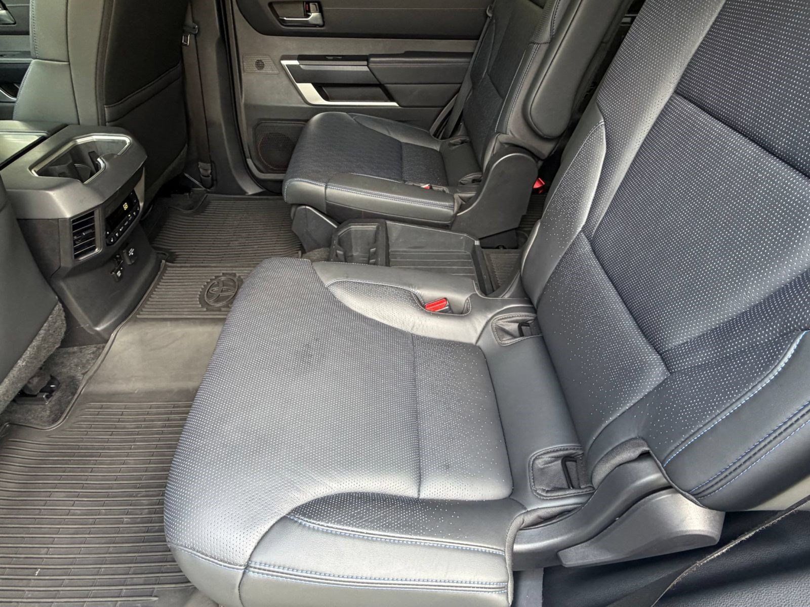 Used 2024 Toyota Sequoia Platinum AWD/4WD image 30