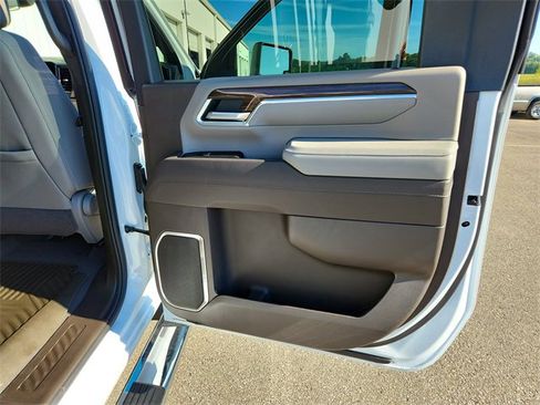 New 2026 Chevrolet Silverado 3500 LT w/ Leather Package image 39