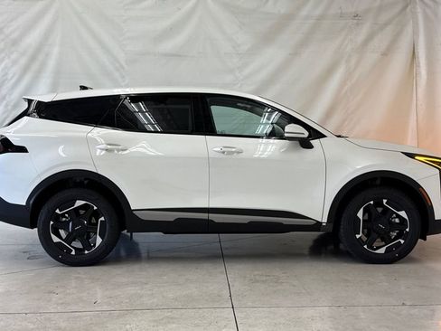 New 2026 Kia Sportage S AWD/4WD image 3