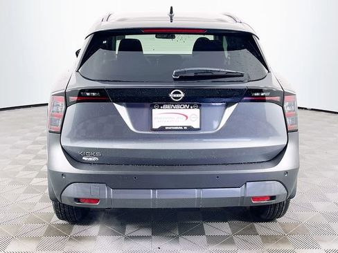 New 2026 Nissan Kicks SV image 6