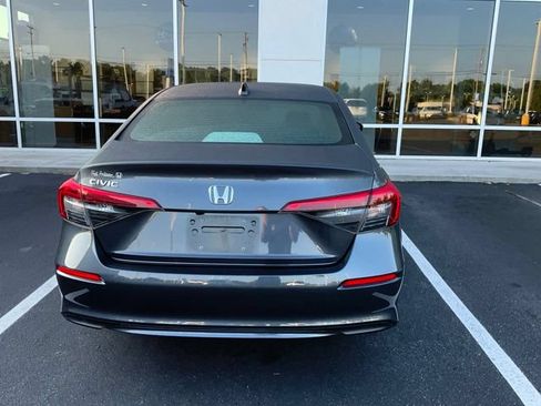 Used 2023 Honda Civic EX image 8