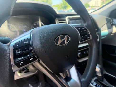 Used 2018 Hyundai Sonata SE FWD image 8