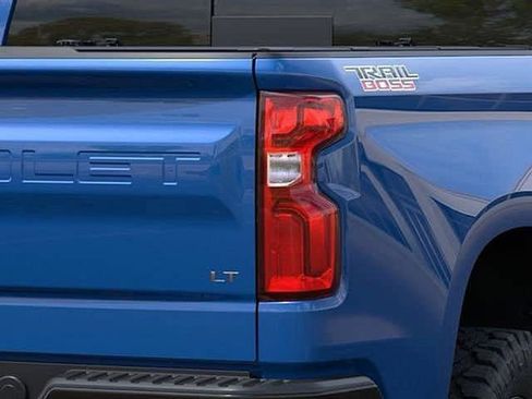 New 2023 Chevrolet Silverado 1500 LT Trail Boss w/ Convenience Package II image 17