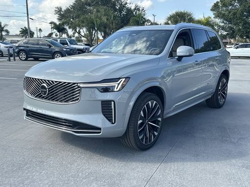 New 2026 Volvo XC90 B6 Plus w/ Protection Package Premier image 2