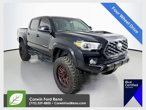 Used 2020 Toyota Tacoma TRD Sport image 1