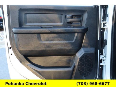 Used 2024 RAM 2500 Tradesman w/ Chrome Appearance Group image 25