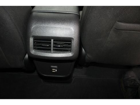 Used 2021 Chevrolet Equinox LT image 20