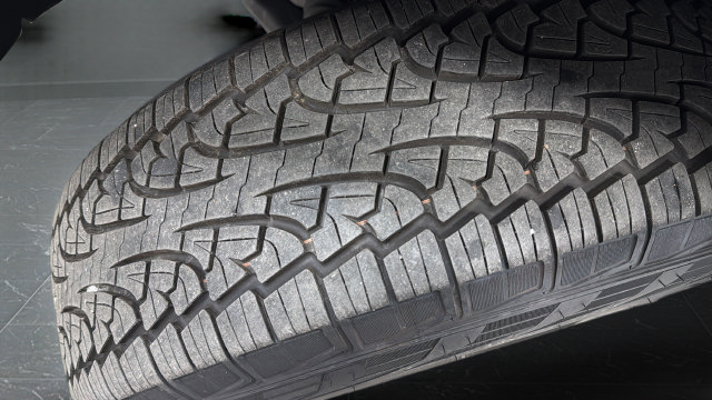 Used 2024 Ford Expedition XLT AWD/4WD image 40