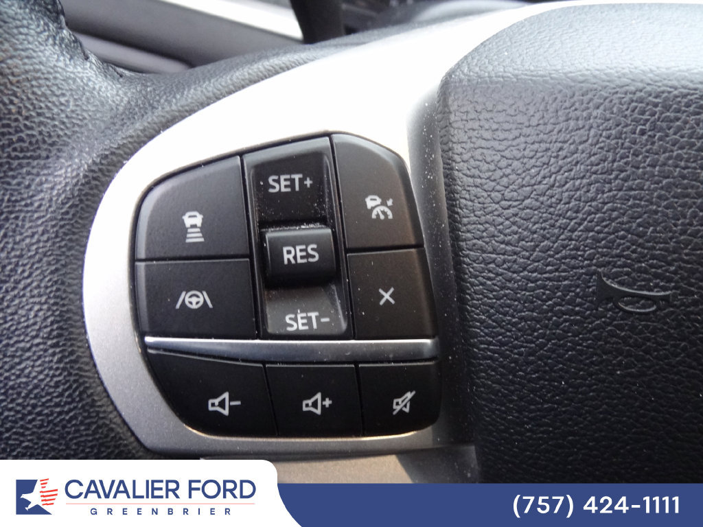Used 2022 Ford Explorer XLT w/ Equipment Group 202A AWD/4WD image 15