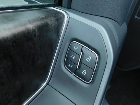 New 2026 Ford F350 Lariat w/ Lariat Ultimate Package image 32