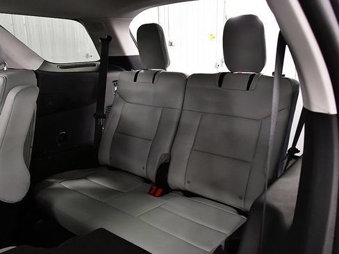 New 2026 Ford Explorer Platinum w/ LUX Leather Package AWD/4WD image 32