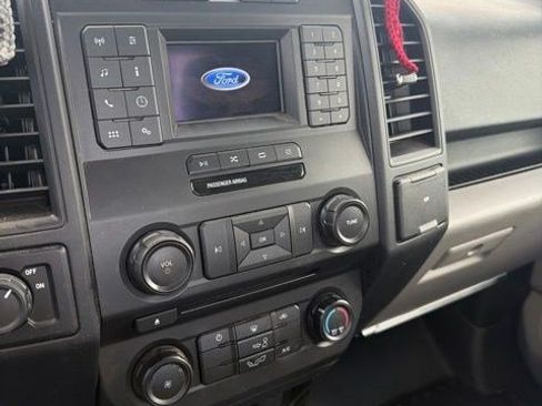 Used 2018 Ford F150 XL w/ Equipment Group 101A Mid RWD image 9