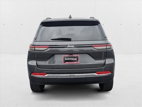 New 2025 Jeep Grand Cherokee Limited image 10