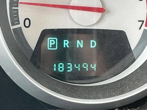 Used 2010 Dodge Grand Caravan Hero image 40