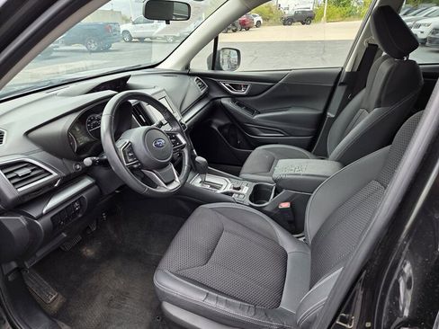 Used 2020 Subaru Forester Premium image 10
