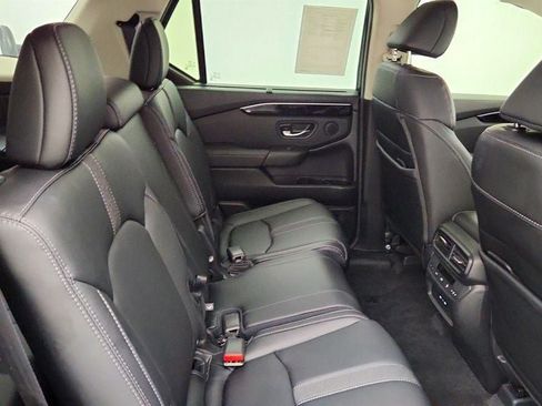 Used 2024 Honda Pilot EX-L image 23