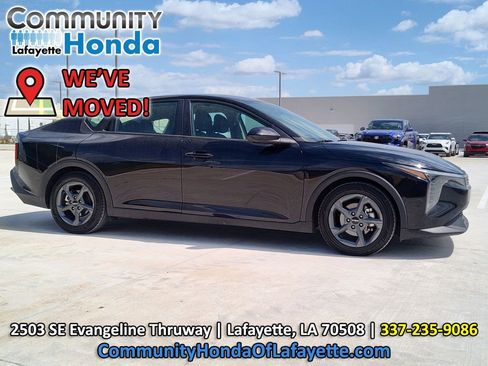 Used 2025 Kia K4 FWD image 12