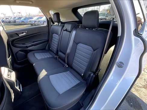Used 2024 Ford Edge SE w/ Black Appearance Package AWD/4WD image 23