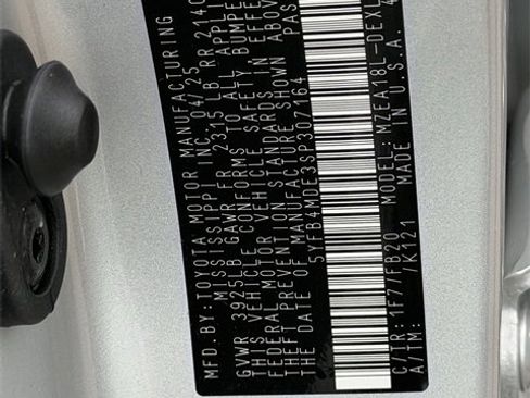 Used 2025 Toyota Corolla LE image 25