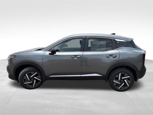 New 2026 Nissan Kicks SV FWD image 4