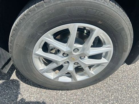 Used 2022 Chevrolet Equinox LT image 14