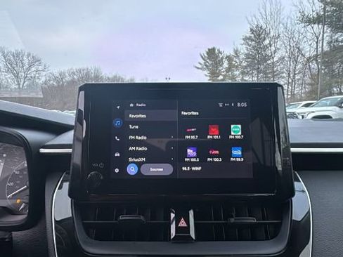 Used 2024 Toyota Corolla LE image 18