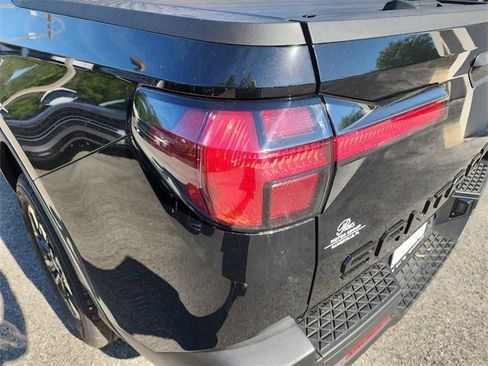 New 2025 Hyundai Santa Cruz SEL image 7