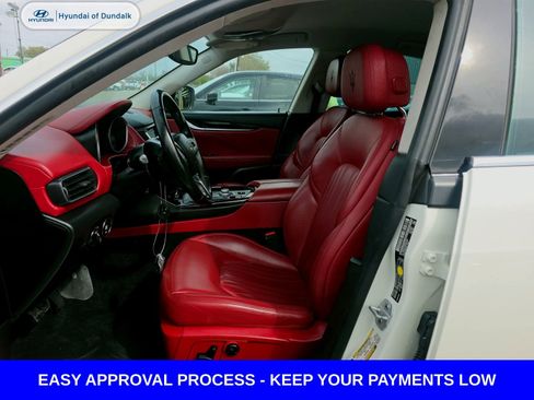 Used 2017 Maserati Levante image 18