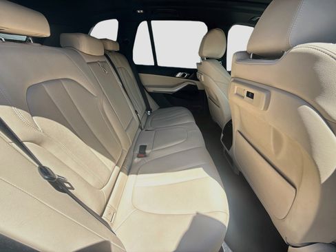 Used 2022 BMW X5 sDrive40i RWD image 29
