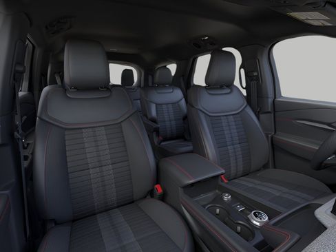 New 2026 Ford Explorer ST-Line AWD/4WD image 10