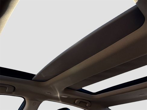 Used 2023 Nissan Maxima Platinum w/ Sport Mat Group image 22