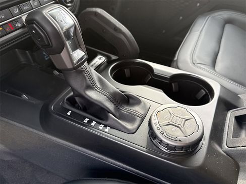 New 2025 Ford Bronco Outer Banks w/ Sasquatch Package image 32