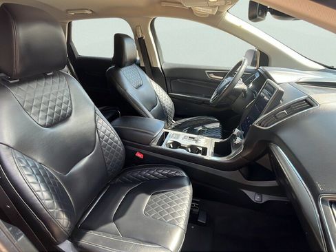 Used 2024 Ford Edge Titanium AWD/4WD image 19