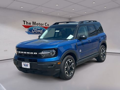 Used 2024 Ford Bronco Sport Outer Banks w/ Tech Package AWD/4WD image 1