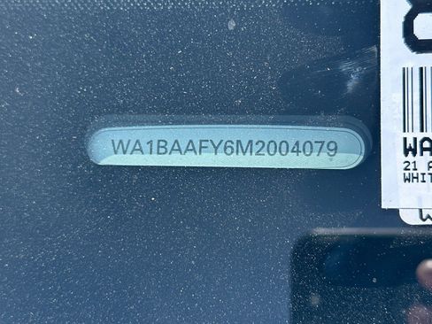 Used 2021 Audi Q5 2.0T Premium Plus w/ Premium Plus Package image 3