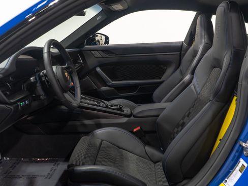 Used 2026 Porsche 911 Carrera GTS image 47