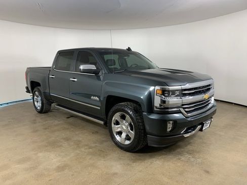 Used 2018 Chevrolet Silverado 1500 High Country image 5