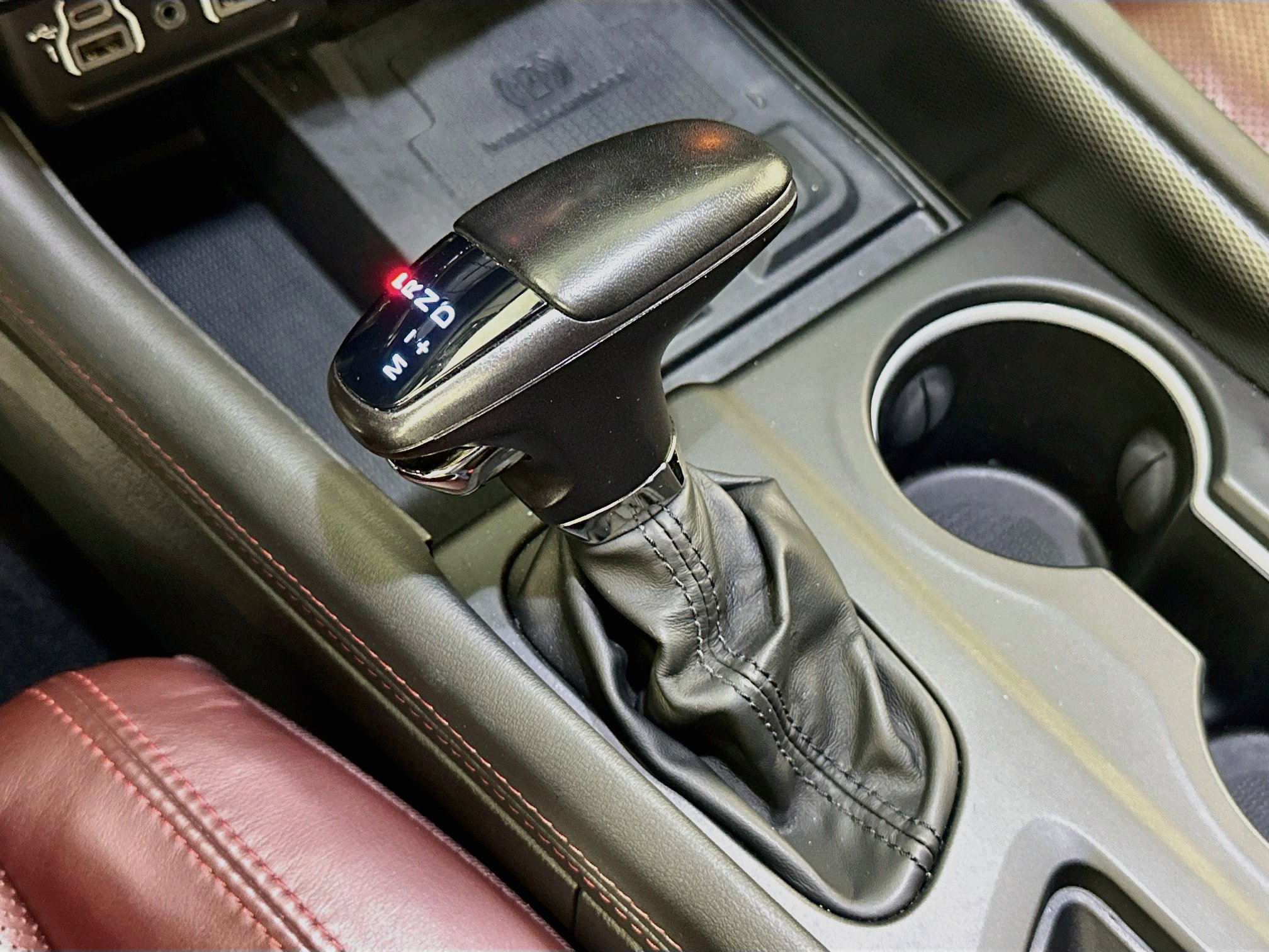 Used 2023 Dodge Durango GT RWD image 17