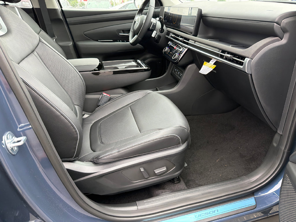 New 2026 Hyundai Tucson Limited FWD image 13
