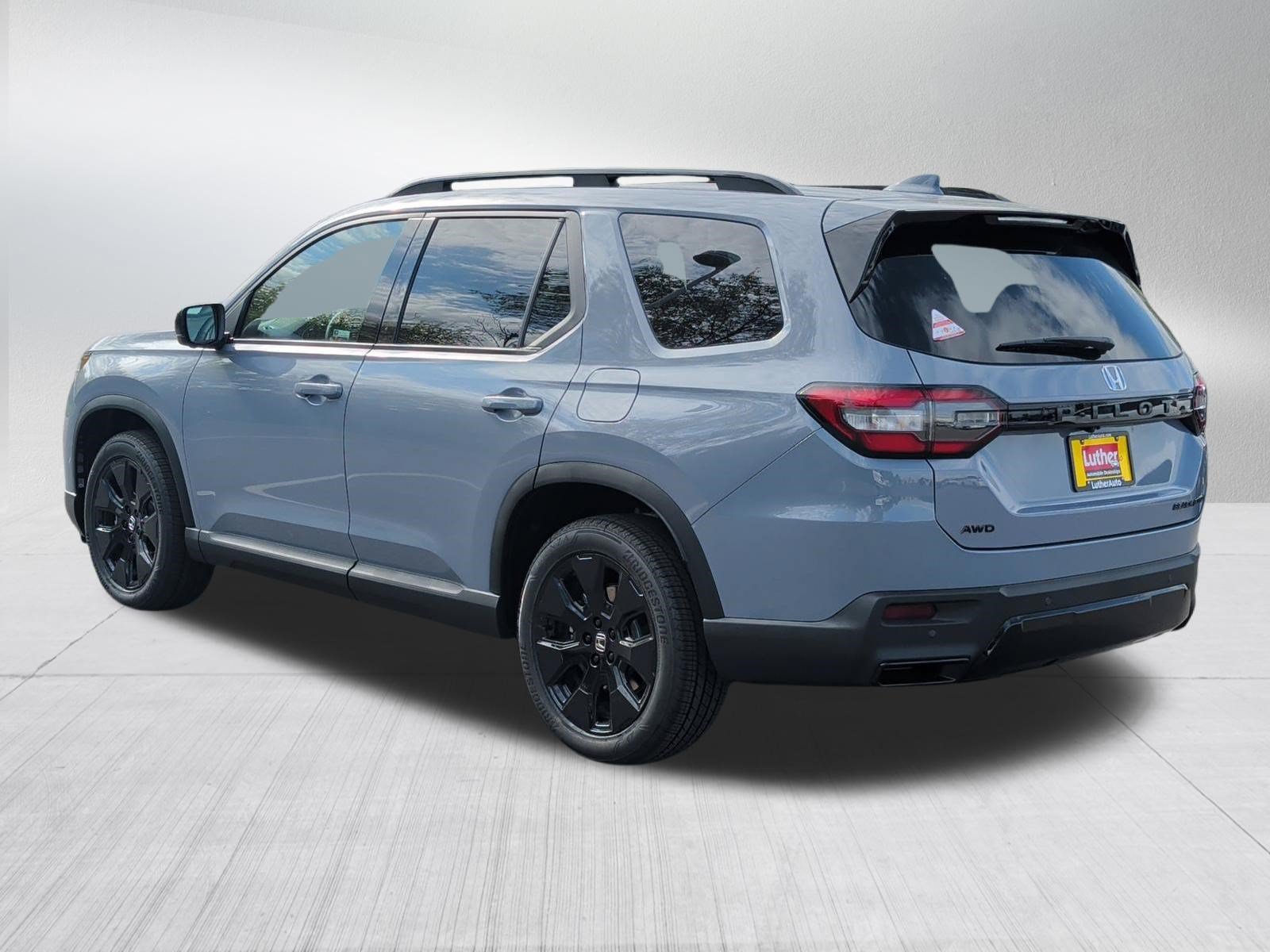 New 2026 Honda Pilot Black Edition image 5