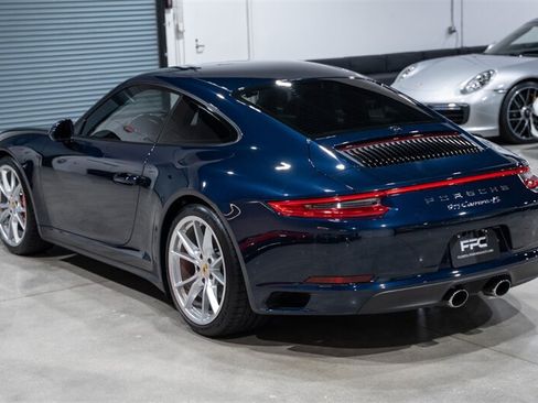 Used 2018 Porsche 911 Carrera 4S AWD/4WD image 4