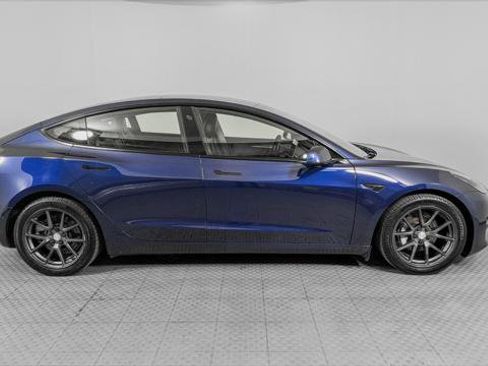 Used 2021 Tesla Model 3 Long Range AWD/4WD image 8