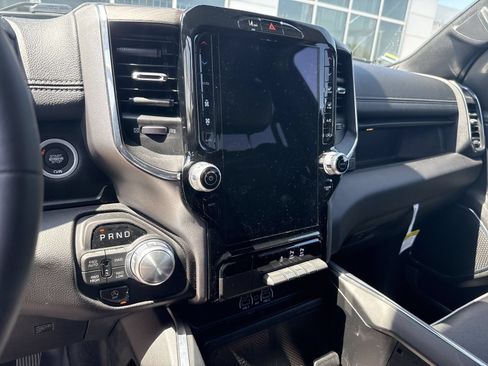 Used 2025 RAM 1500 Laramie w/ Sport Appearance Package AWD/4WD image 5