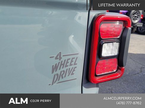 New 2026 Jeep Gladiator Mojave AWD/4WD image 13