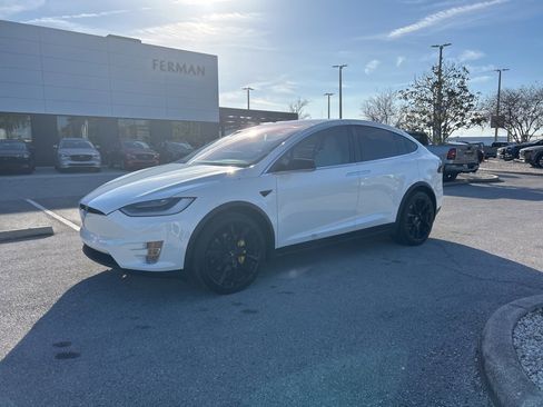 Used 2019 Tesla Model X Long Range image 6
