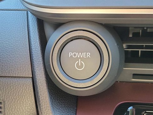 New 2026 Toyota Prius Plug-In Hybrid FWD image 28
