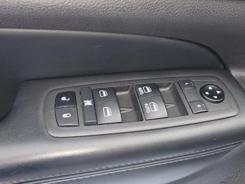 Used 2021 Jeep Grand Cherokee Laredo X AWD/4WD image 8
