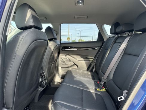 Certified 2024 Kia Seltos EX FWD image 22