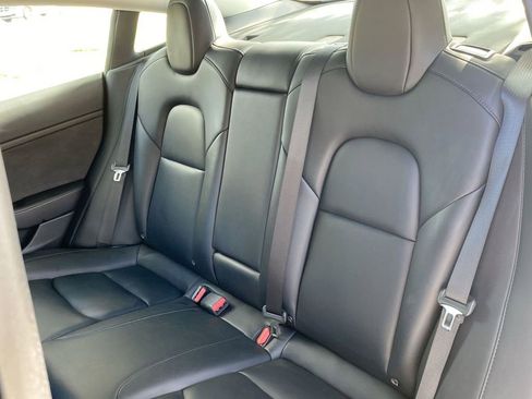 Used 2022 Tesla Model 3 Long Range image 35